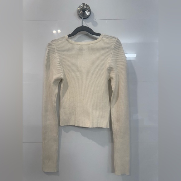 Double Zero Off White Ribbed Cut-Out Long Sleeve Crop Top Lightweight Sweater - Picture 6 of 7